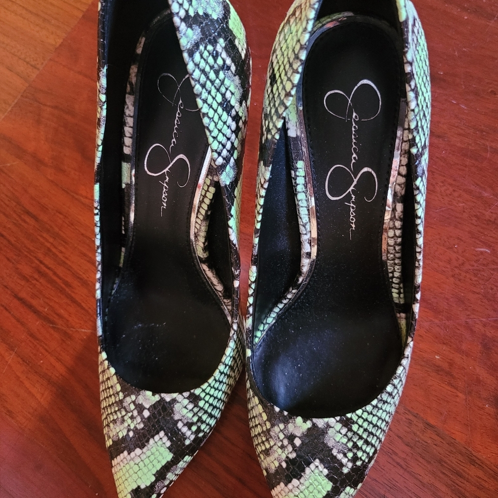 Jessica Simpson Green/Black High Heel Shoes Size 7